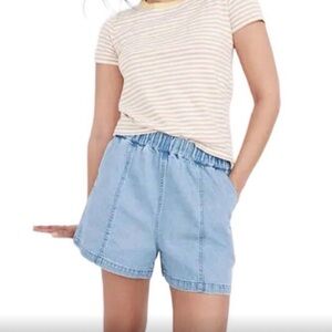 Madewell pull on denim shorts - NWT - Medium